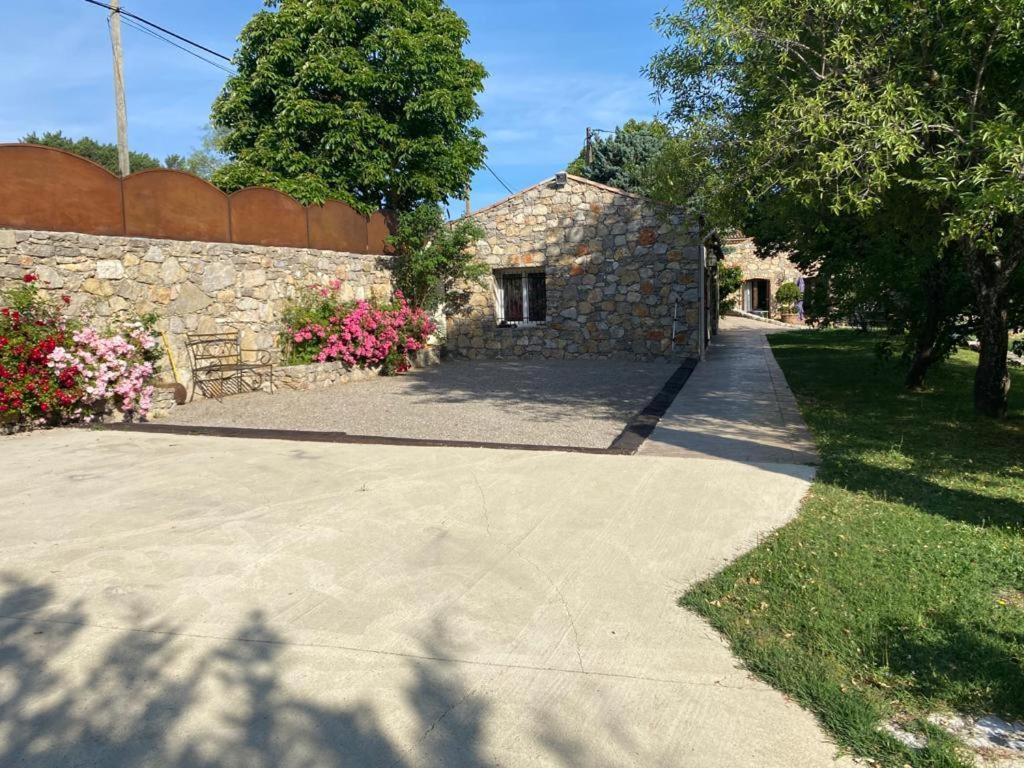 Le Hameau des vanades Ampus Extérieur photo