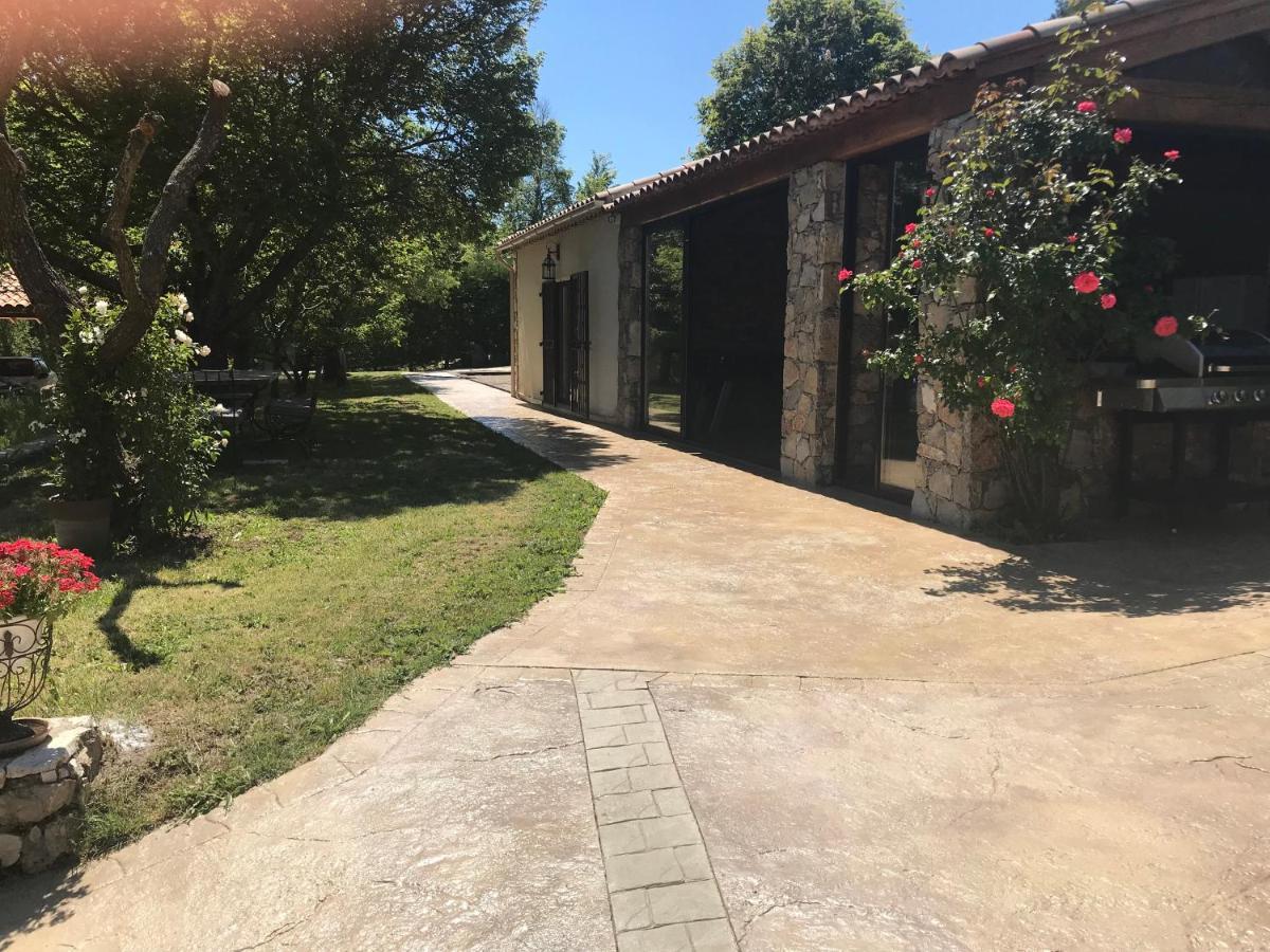 Le Hameau des vanades Ampus Extérieur photo