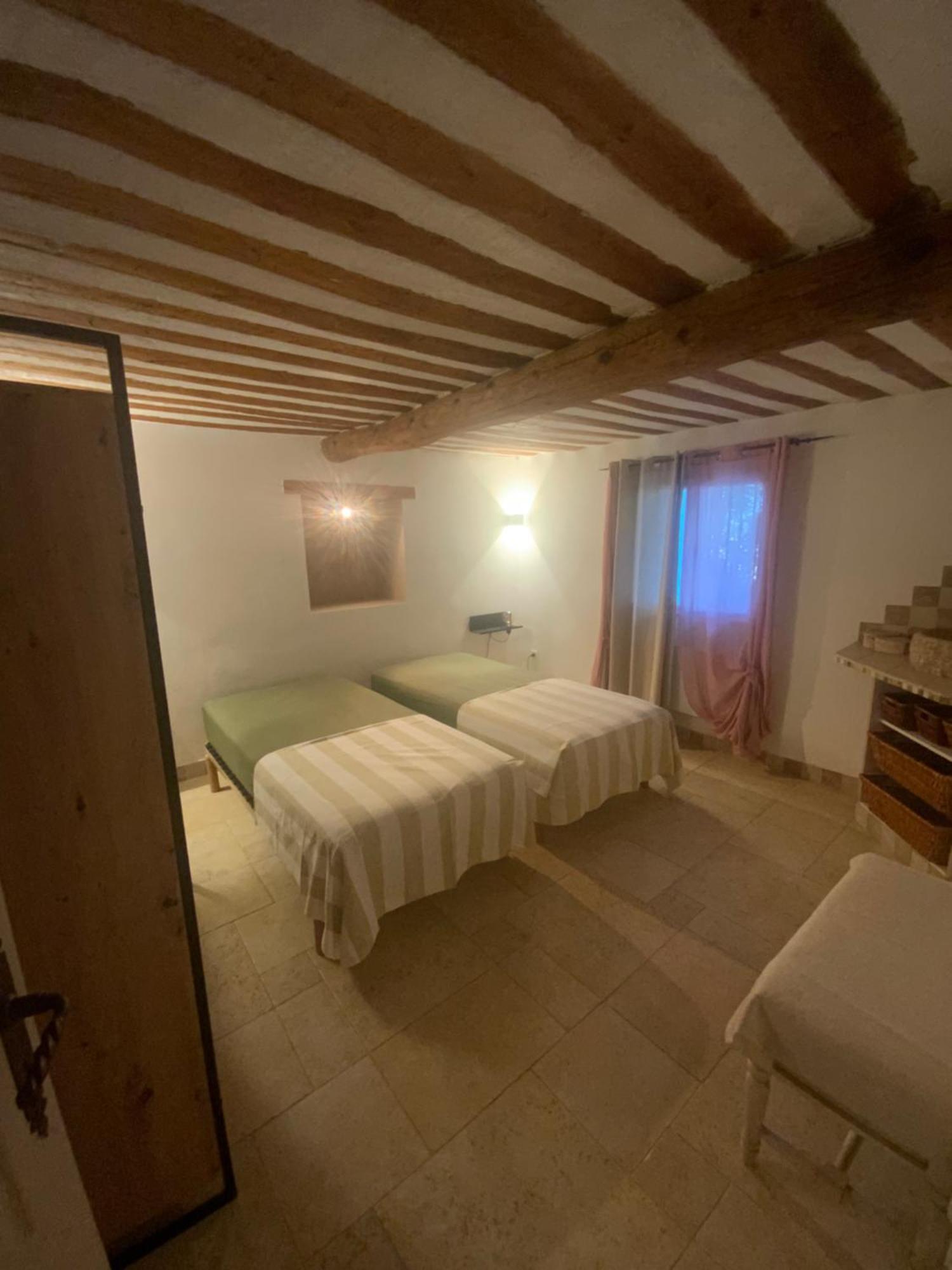 Le Hameau des vanades Ampus Extérieur photo